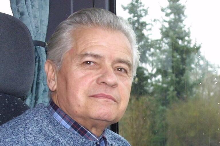 Karl Sommer. Karl Sommer.