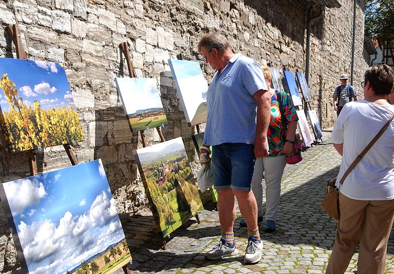 Farbenprächtig und in hoher Qualität entpuppten sich die Bilder des Hellmitzheimer Fotografen Günther Fischer.