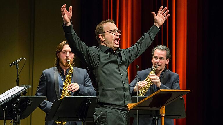 Daniel Behle mit seinem Programm 'Behlcanto' 2020 im Theater Schweinfurt.
