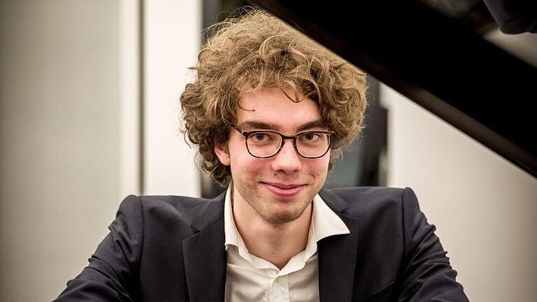 Meisterschüler Matthias Krack am 14. November im Historischen Rathaus.