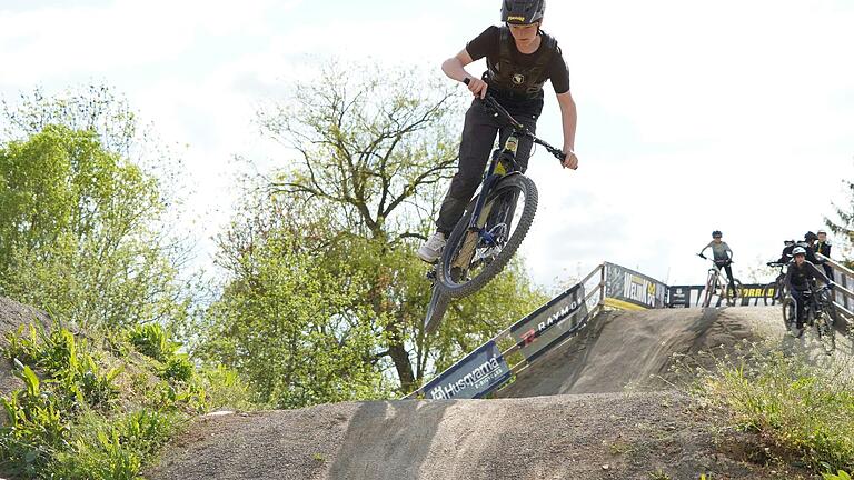 Der Bikepark in Oberschwarzach ist eine rasante Abenteuerstrecke, sowohl für Anfänger als auch Profis.