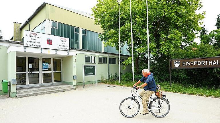 Die Eissporthalle Bad Kissingen geht mit einem neuen Betreibermodell in die kommende Saison.