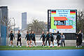 Fußball-WM Frauen - Training Deutschland.jpeg       -  Freundlicher Empfang zum Training nach dem Auftakterfolg: 'Guten Morgen Deutschland Toller Sieg' steht auf einer LED-Anzeige hinter den deutschen Spielerinnen und Bundestrainerin Martina Voss-Tecklenburg.