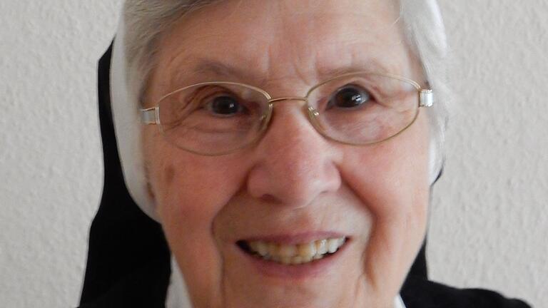 Schwester Kunigild Steer wird 80 Jahre alt. Schwester Kunigild Steer wird 80 Jahre alt.