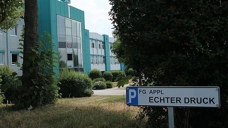 Echter Druck GmbH in Würzburg (Heuchelhof): Der Mutterkonzern Appl will die Niederlassung in der Delpstraße offenbar schließen. Echter Druck GmbH in Würzburg (Heuchelhof): Der Mutterkonzern Appl will die Niederlassung in der Delpstraße offenbar schließen.