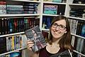 Alexandra Lehnert hält die ersten zwei gedruckten Bände ihrer Trilogie in den Händen. Die elektronische Ausgabe von Band 3 erscheint noch im Dezember, das gedruckte Buch dann Anfang 2021. Foto: Jörn Mindner       -  Alexandra Lehnert hält die ersten zwei gedruckten Bände ihrer Trilogie in den Händen. Die elektronische Ausgabe von Band 3 erscheint noch im Dezember, das gedruckte Buch dann Anfang 2021. Foto: Jörn Mindner