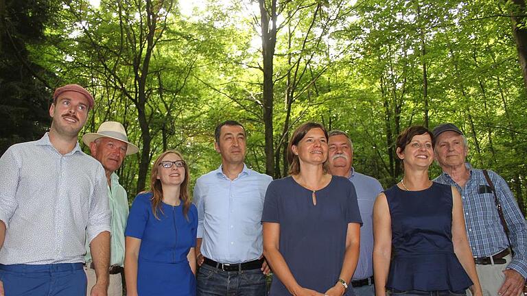 Große Koalition für einen Nationalpark (von links): Benedikt Schmitt, Günther Denzler, Lisa Badum, Cem Özdemir, Manuela Rottmann, Max-Dieter Schneider, Sigi Hagl, Dr. Georg Sperber.