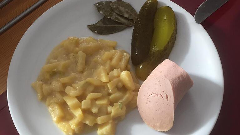 Kartoffelgemüse mit Fleischwurst und Gurke kam bei Eva Schmitt früher jede Woche auf den Tisch. Dann aber für lange Zeit gar nicht mehr.