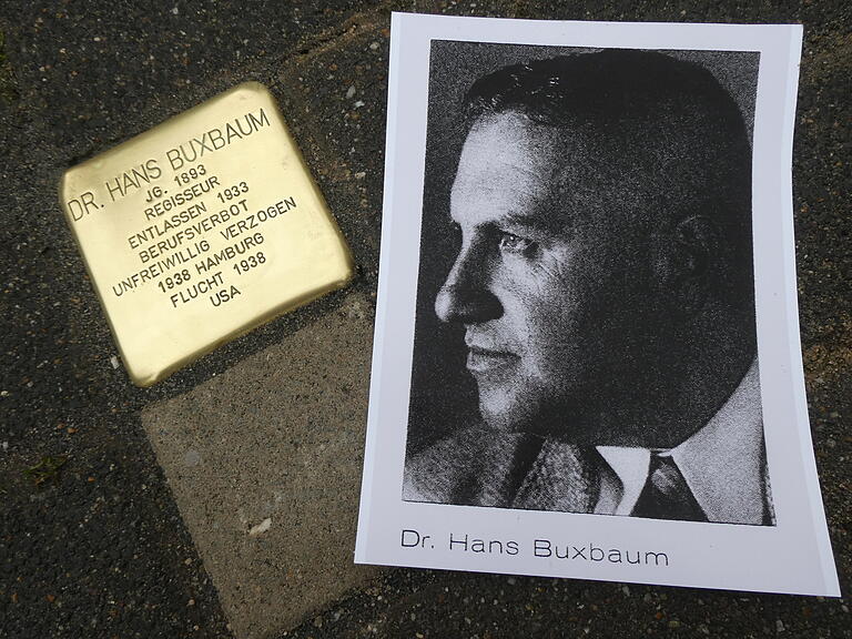 Damit Hans Buxbaum nicht vergessen wird, gibt es seit Dezember 2021 diesen Stolperstein in Bochum. Damit Hans Buxbaum nicht vergessen wird, gibt es seit Dezember 2021 diesen Stolperstein in Bochum.