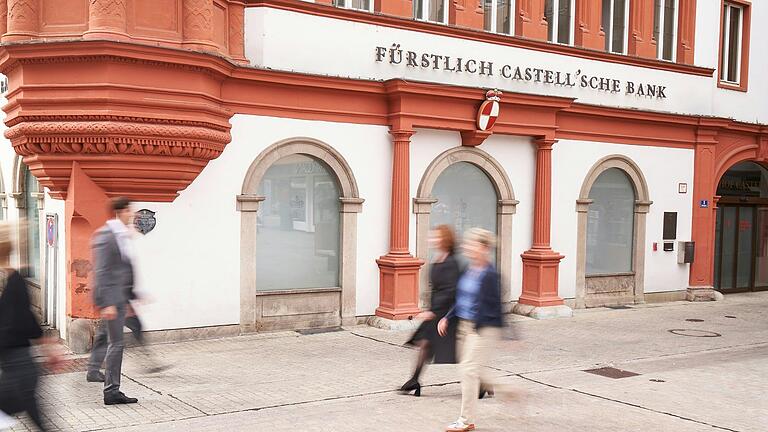 Die Fürstlich Castell'sche Bank, hier der Hauptsitz in Würzburg, legt in ihrem Jubiläumsjahr eine positive Bilanz vor. Die Fürstlich Castell'sche Bank, hier der Hauptsitz in Würzburg, legt in ihrem Jubiläumsjahr eine positive Bilanz vor.