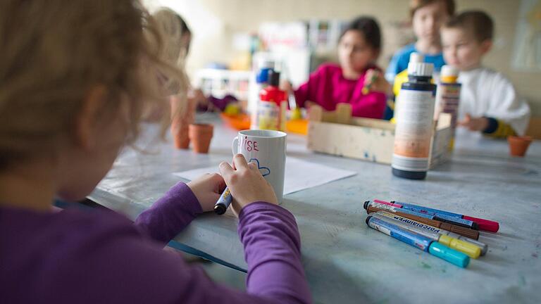 &nbsp;Mittagsbetreuung spielt an Schulen eine immer größere Rolle. An den Grundschulen in Haßfurt wird diese Aufgabe auch weiterhin das Rote Kreuz übernehmen. (Symbolbild)