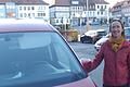 Früher Taxi, jetzt Mietwagen: Ursula Eckert befördert in Bad Königshofen auch Personen auf Bestellung.