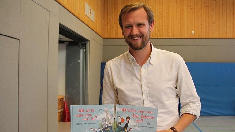 Jonas Bedford-Strohm sprach mit den Grundschülern über Armut, Krieg und Flucht. Anna Wentrock - Jonas Bedford-Strohm sprach mit den Grundschülern über Armut, Krieg und Flucht. Anna Wentrock Jonas Bedford-Strohm sprach mit den Grundschülern über Armut, Krieg und Flucht. Anna Wentrock - Jonas Bedford-Strohm sprach mit den Grundschülern über Armut, Krieg und Flucht. Anna Wentrock