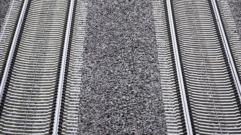 Bahntrassen       -  Die BEG sucht einen Betreiber für den Bahn-Regionalverkehr rund um Würzburg ab 2029