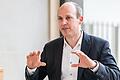 Thorsten Müller ist wissenschaftlicher Leiter der Stiftung Umweltenergierecht, die vor elf Jahren aus der Universität Würzburg ausgegründet wurde. Der 48-jährige Jurist berät auch die Politik.