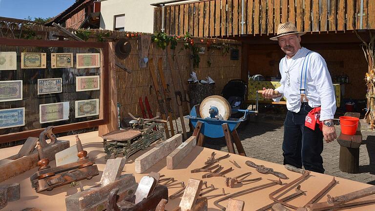 Zahlreiche Hobel und anderes Werkzeug sind hier bei der 500-Jahr-Feiert in Premich ausgestellt gewesen. Foto: Peter Rauch       -  Zahlreiche Hobel und anderes Werkzeug sind hier bei der 500-Jahr-Feiert in Premich ausgestellt gewesen. Foto: Peter Rauch