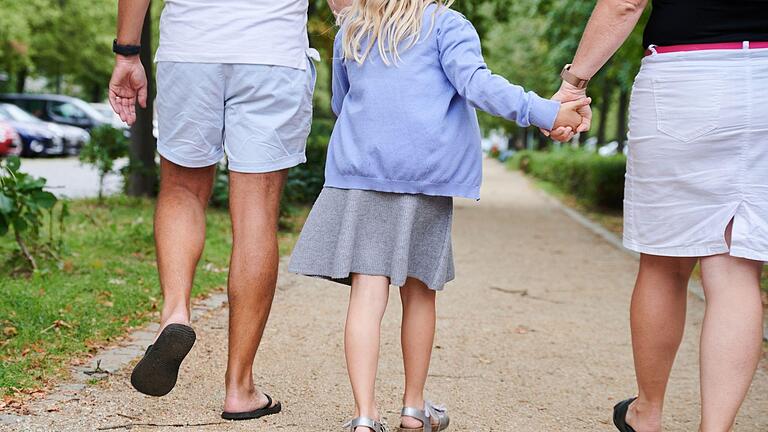 Familie.jpeg       -  Unterstützung für die Familie: Es gibt Unterschiede zwischen Elterngeld und Mutterschaftsleistungen.