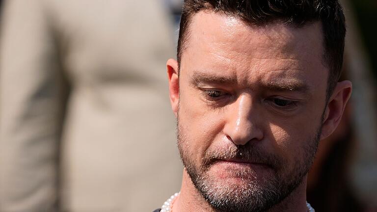 Nach Anhörung von Justin Timberlake in New York       -  Timberlake vor dem Gerichtsgebäude