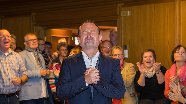 Grafenrheinfeld, Rathaus, Wahl, Bürgermeisterwahl, Bürgermeister, Christian Keller, Emotionen, Gesichtsausdruck, Gefühle,