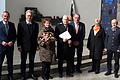 Gruppenbild mit den Geehrten (von links): Bürgermeister Manfred Stamm, Teammitglied Erhard Wiesmann, Anita Mathes, Josef Bauer, Klaus Feder, Teammitglied Edith Pfeuffer und Präses Hermann Becker.