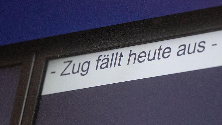 Zugausfall.jpeg       -  Aktuell läuft auch in Baden-Württemberg ein Bahnstreik.