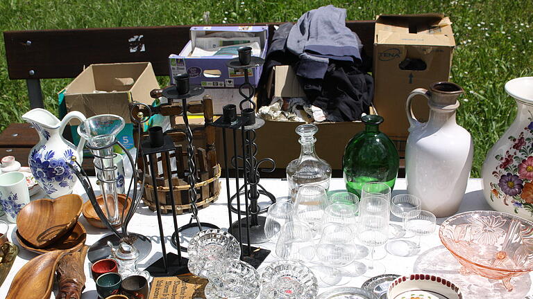 Bestes Wetter und ein buntes Angebot lockten viele Besucher auf den Karlstadter Maimarkt.