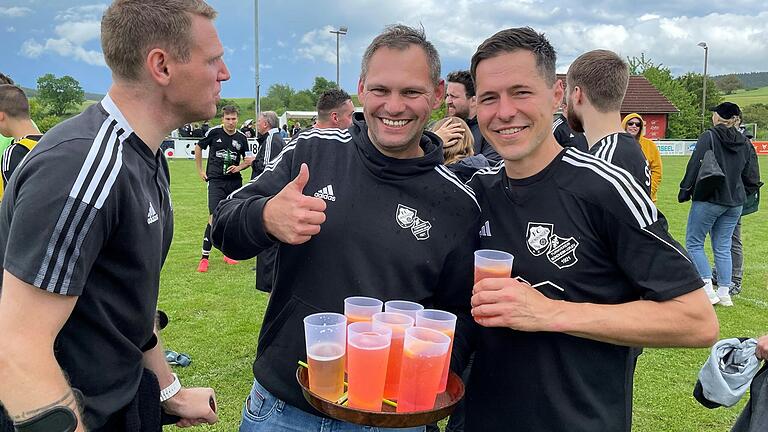 Bei der SG Hendungen-Sondheim/Grabfeld war nach der Niederlage gegen die SG Burgwallbach/Leutershausen Aperol gefragt.