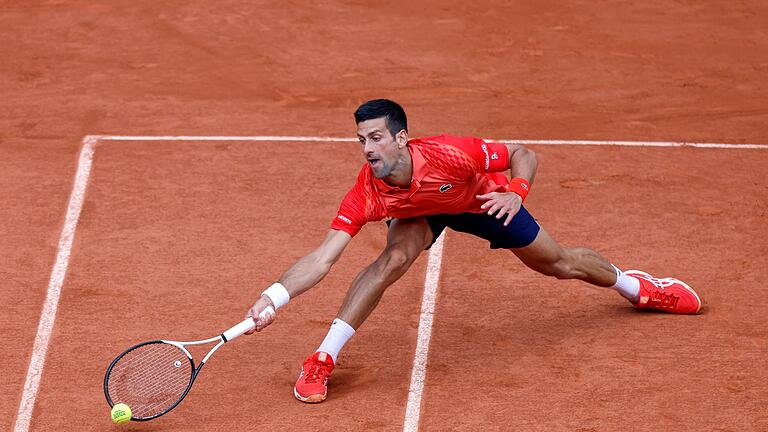 Novak Djokovic.jpeg       -  Setzte sich im Finale von Paris mit 7:6, 6:3, 7:5 gegen den Norweger Casper Ruud durch: Der Serbe Novak Djokovic.