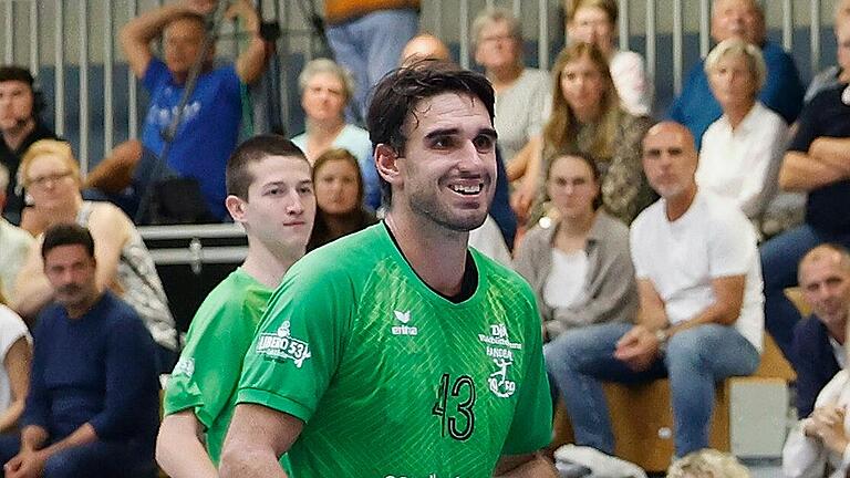Ex-Nationalspieler Benjamin Herth war mit sieben Treffer noch der erfolgreichster Werfer der DJK Waldbüttelbrunn bei der HSG mHSG Friesenheim-Hochdorf II. Ex-Nationalspieler Benjamin Herth war mit sieben Treffer noch der erfolgreichster Werfer der DJK Waldbüttelbrunn bei der HSG mHSG Friesenheim-Hochdorf II.