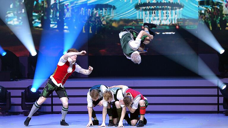 Breakdance in Lederhosen: Auch das kommt gut, an wie die Schweinfurter Dancefloor Destruction Crew schon bei vielen Gelegenheiten eindrucksvoll unter Beweis gestellt hat. Auch in Schweinfurt bei den Galas wird dieses Highlight zu sehen sein.