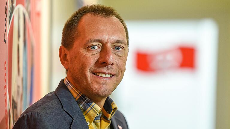 Burkard Kömm, Geschäftsführer der Deutschen Lepra- und Tuberkulosehilfe, hält Geflüchtete für besonders TB-gefährdet. Burkard Kömm, Geschäftsführer der Deutschen Lepra- und Tuberkulosehilfe, hält Geflüchtete für besonders TB-gefährdet.