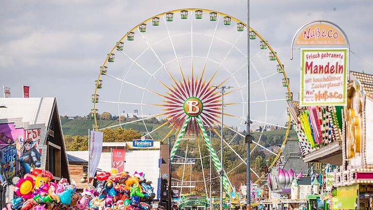 175. Cannstatter Volksfest       -  Im Juli findet das 'Annafest' 2023 in Forchheim statt. Wir informieren Sie über Öffnungszeiten, Fahrgeschäfte, Programm und Parken.