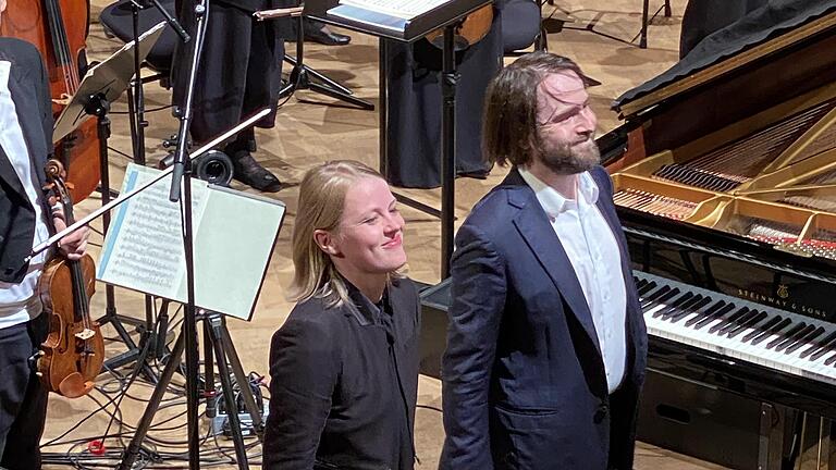 Ruth Reinhard hat die Deutsche Kammerphilharmonie Bremen dirigiert, am Klavier Daniil Trifonov       -  Ruth Reinhard hat die Deutsche Kammerphilharmonie Bremen dirigiert, am Klavier Daniil Trifonov