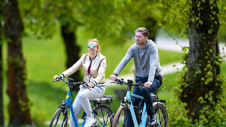 Qualität zahlt sich aus: Das gilt auch für gebrauchte E-Bikes. Foto: Tobias Hase/dpa-tmn       -  Wer mit einem neuen Rad in den Frühling starten will, muss dieses nicht immer kaufen. Welche Alternativen es inzwischen gibt.