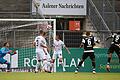 Fussball, 3. Liga, VfR Aalen - FC Würzburger Kickers       -  Das 3:1 für Aalen durch Marian Sarr (ganz rechts). Es schauen bewundernd zu (von links) die Kickersspieler Patrick Drewes im Tor, Anthony Syhre, Dennis Mast sowie der ehemalige Würzburger Royal-Dominique Fennell.