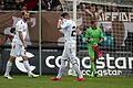 Die Enttäuschung über die 0:1-Niederlage beim FC St. Pauli ist den Kickers-Akteuren (von links) Sebastian Neumann, Valdet Rama und Jörg Siebenhandl deutlich anzusehen. Noch immer warten die Würzburger auf ihren ersten Sieg in der Zweitliga-Rückrunde.