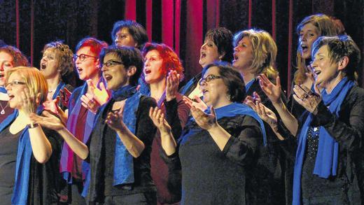 Rhythmisch in Rafeld: Klassischen Gospel, aber auch moderne Töne gab es beim Konzert von &bdquo;Bridge to a Prayer&ldquo;.