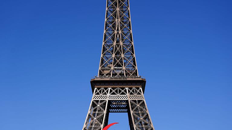 Paralympics Paris 2024 - Eiffelturm       -  ARD und ZDF senden viele Stunden von den Paralympics aus Paris.