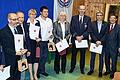 Die Ehrennadel in Gold und Silber erhielten (von links): Margit Wehner (S), Gabriele Stumpf (S), Jürgen Ludwig (S), Reiner Messerer 1. WW-Vors., Dr. Petra Gehrsitz (S), Tobias Gundlach (S), Kunigunde Rosenberger (S), Michael Dix-Landgraf (G), Rudolf Gehret (G) im Bild mit Eberhard Sinner und Josef Geiger, stellvertretender Vorsitzender der Wasserwacht Bezirk Unterfranken.