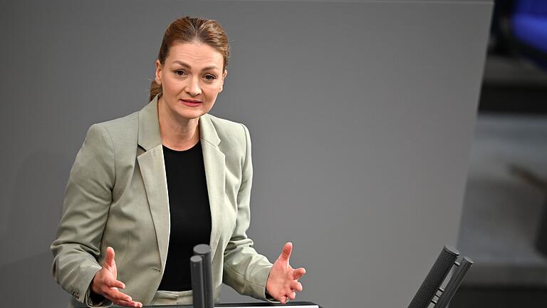 Bundestag       -  Bayerns Gesundheitsministerin Gerlach wirft Lauterbach eine Täuschung der Öffentlichkeit vor (Archivbild).