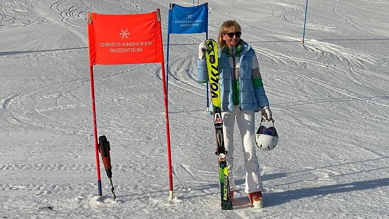 Christa Kinshofer ist in ihrem Skizentrum im Tegernseer Tal weiter auf der Piste - aber auch bei ihrem Fanclub im Saaletal im Juli.&nbsp;&nbsp;