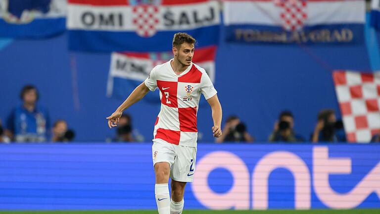 Josip Stanisic       -  Schied bei der EM mit Kroatien schon in der Vorrunde aus: Josip Stanisic.