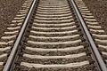Lokführerstreik –- Miltzow       -  Bahngleise sind bei Jugendlichen ein beliebter Fotohintergrund. Beim Fotografieren bringen sie sich aber in Lebensgefahr.