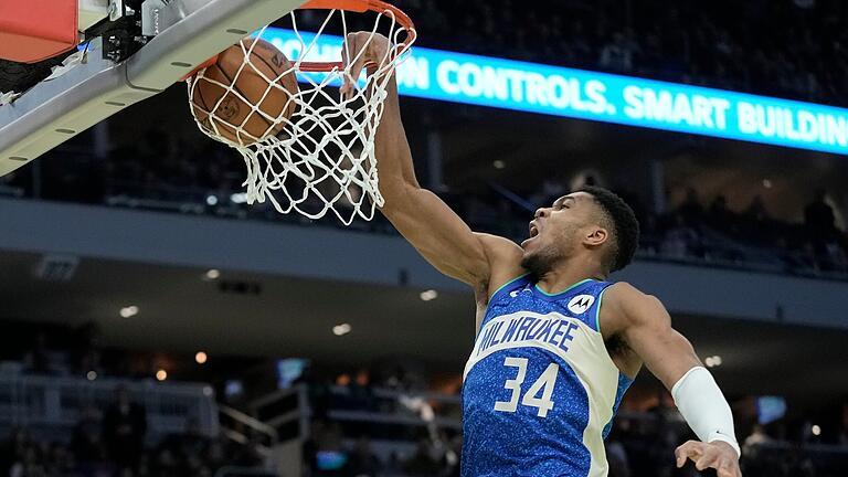 Milwaukee Bucks - New York Knicks.jpeg       -  Giannis Antetokounmpo von den Milwaukee Bucks verdient in der NBA gutes Geld. Und jetzt auch noch in einem neu eingeführten Pokal-Wettbewerb.