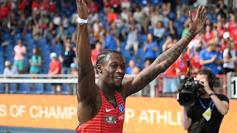 Leichtathletik - Deutsche Meisterschaft.jpeg       -  Rekordlauf im Eintracht-Stadion:  Das Vorbild von Leichtathlet Owen Ansah ist sein Papa.