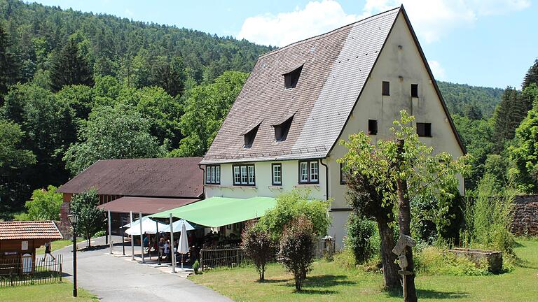 An der Kartause Grünau bei Schollbrunn kann man drinnen wie draußen inmitten der Natur sitzen. (Archivbild)&nbsp;
