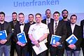Auszeichnung für die Prüfungsbesten des unterfränkischen Kraftfahrzeuggewerbes: (von links) Manfred Zentgraf, stellvertretender Vorsitzender des Gesellenprüfungsauschusses, Markus Senfleben, Lukas Lampe, Jan Heinz, Andreas Menschick, Sascha Zeitler, Helmut Gärtner, Felix Eibel, Martin Frentz, Maximilian Zenns und Obermeister Roland Hoier.