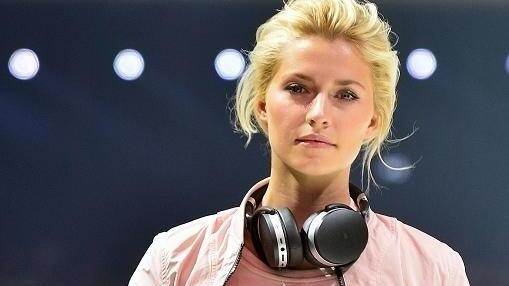 s.Oliver THE FUSION COLLECTION Fashion Show       -  Lena Gercke mit Jogginghose bei einer s.Oliver-Modeschau in Frankfurt.