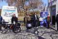 Die Hauptpreise des Lions-Club-Adventskalenders wurden jetzt an die Gewinner übergeben. Unser Bild zeigt (von links) Thilo Klinner vom Bike-Store mit Fahrrad-Gewinner Eduard Fleps, Lions-Präsident Michael Schlegelmilch, Bürostuhl-Stifter Georg Greb,  Elisabeth Scheuring mit dem Musicalgutschein und Adventskalender-Koordinator Hans-Joachim Brandt.