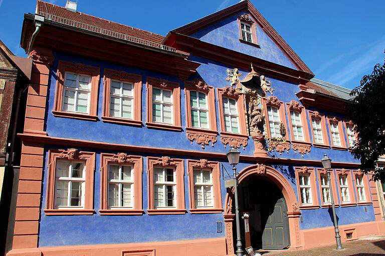 275 Jahre nach der Erbauung laden Kunstausstellungen zum Besuch des Franck-Hauses in Marktheidenfeld.